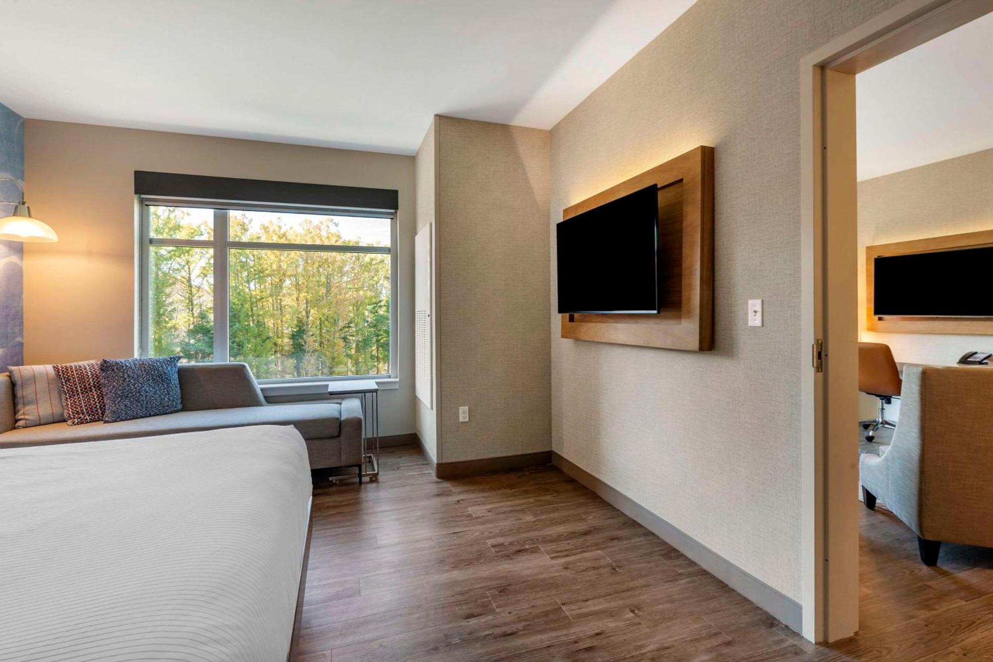Cambria Hotel Manchester South Windsor Екстериор снимка