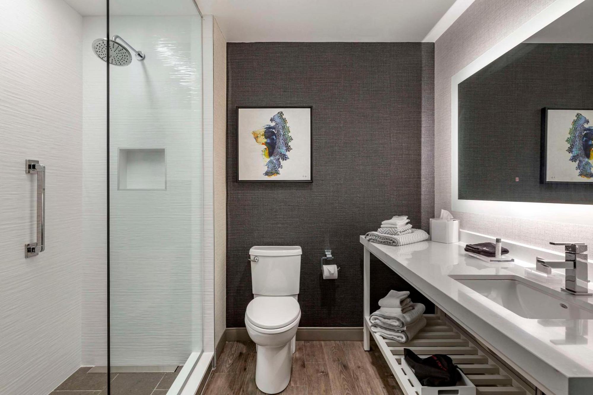 Cambria Hotel Manchester South Windsor Екстериор снимка