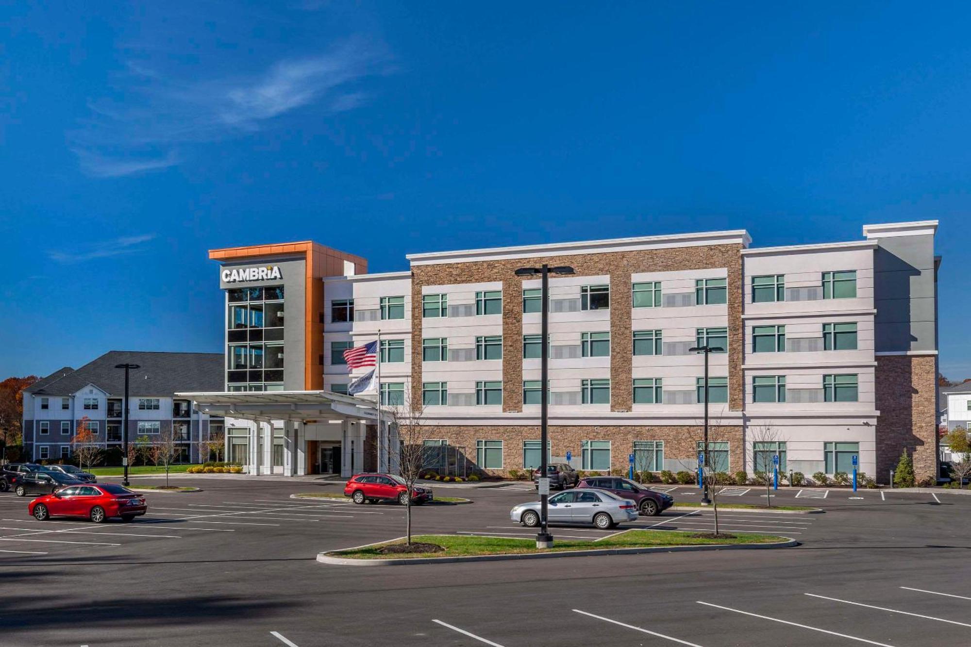 Cambria Hotel Manchester South Windsor Екстериор снимка