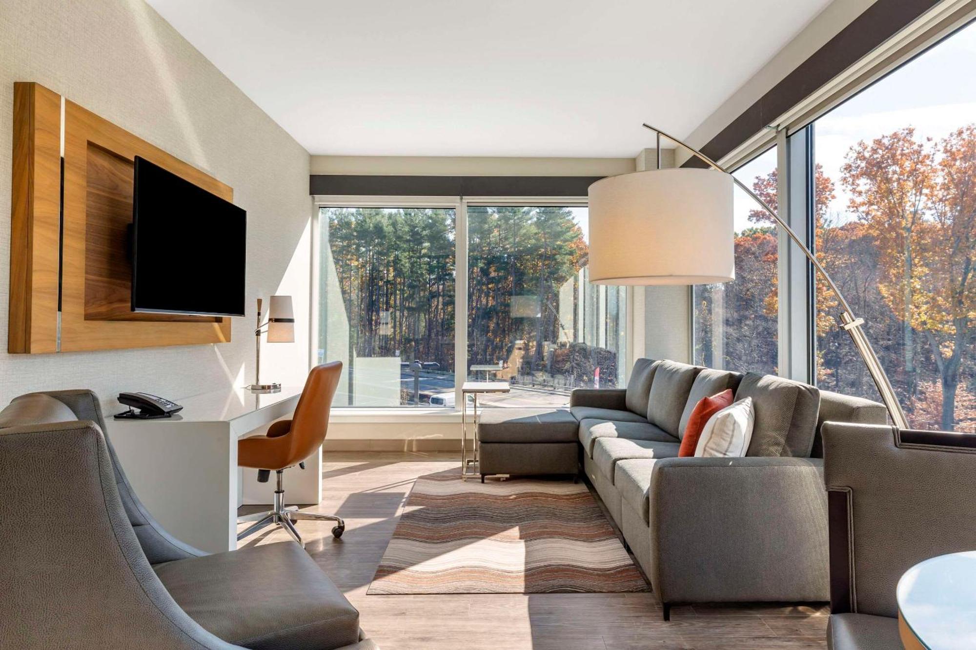Cambria Hotel Manchester South Windsor Екстериор снимка