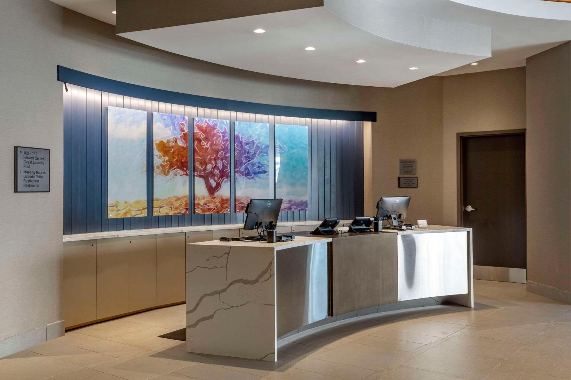 Cambria Hotel Manchester South Windsor Екстериор снимка