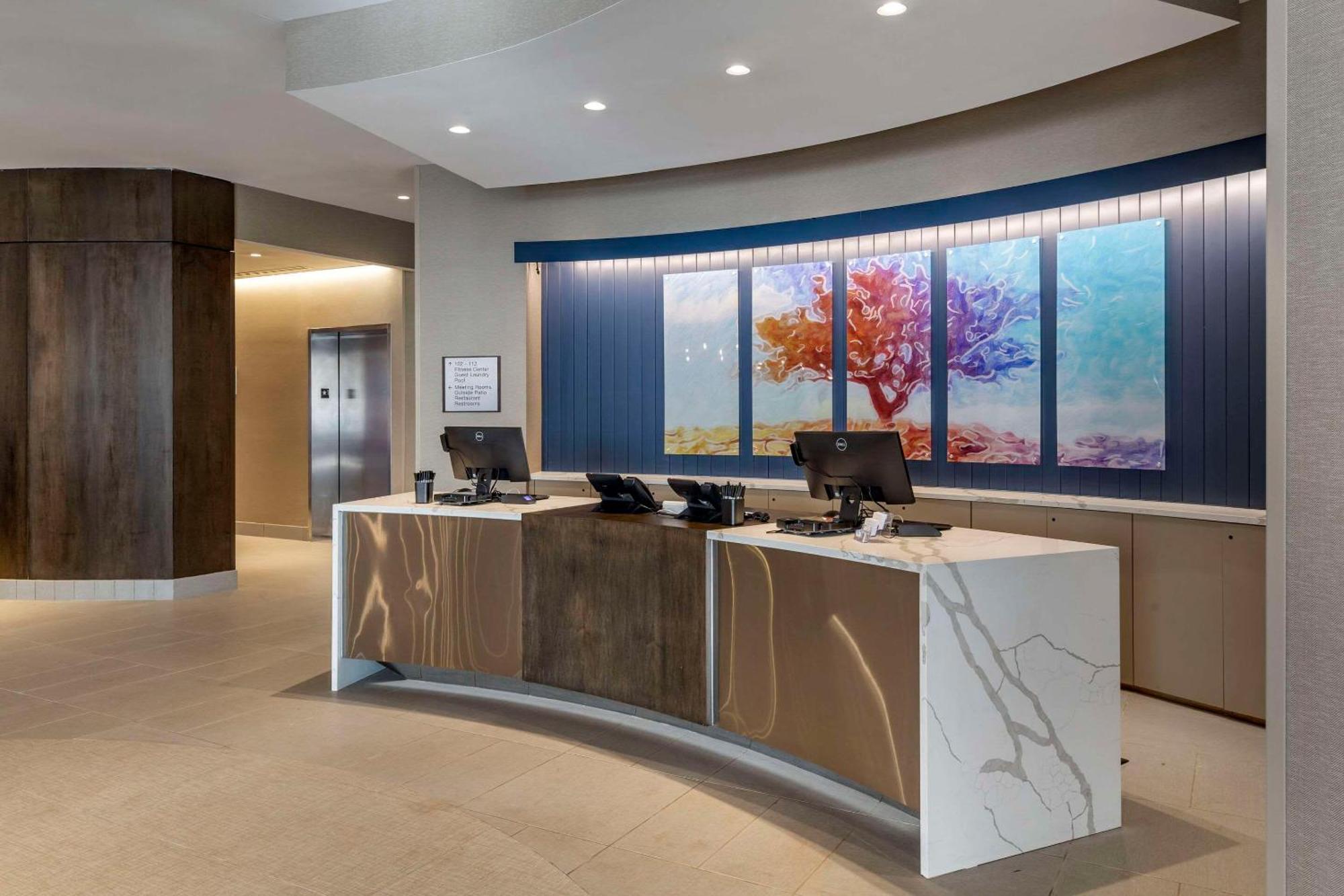 Cambria Hotel Manchester South Windsor Екстериор снимка